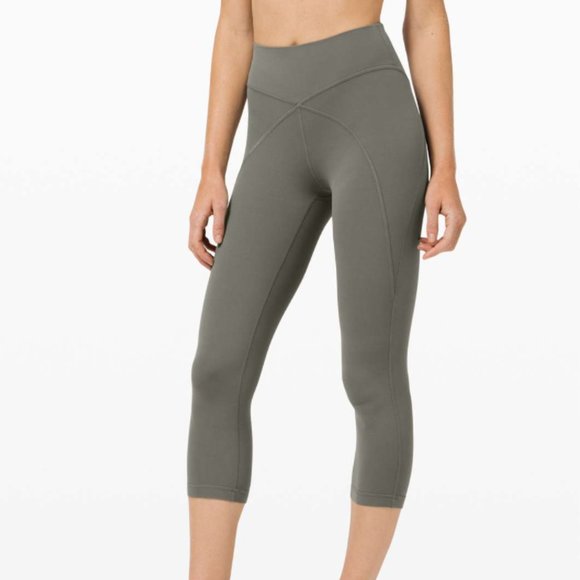 Lululemon Get Centred High Rise Crop 21" (Size 4) - Grey Sage - Picture 4 of 9